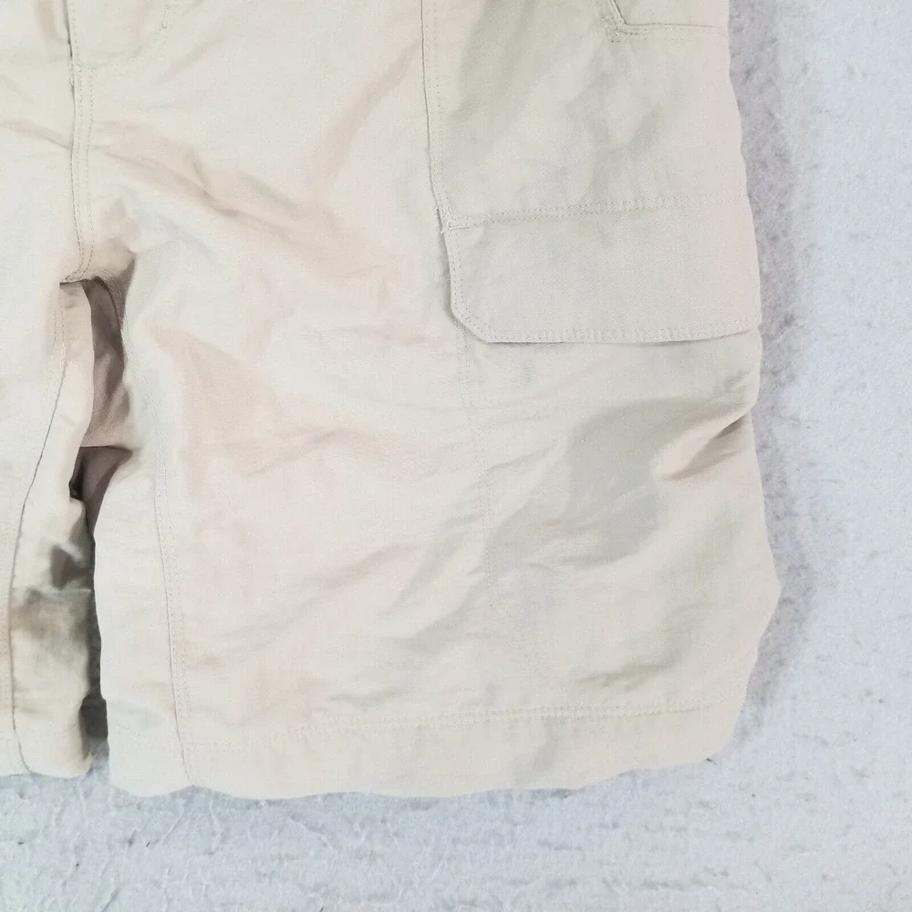 The North Face‎ cargo hiking shorts men's large beige Comfort waist outdoor